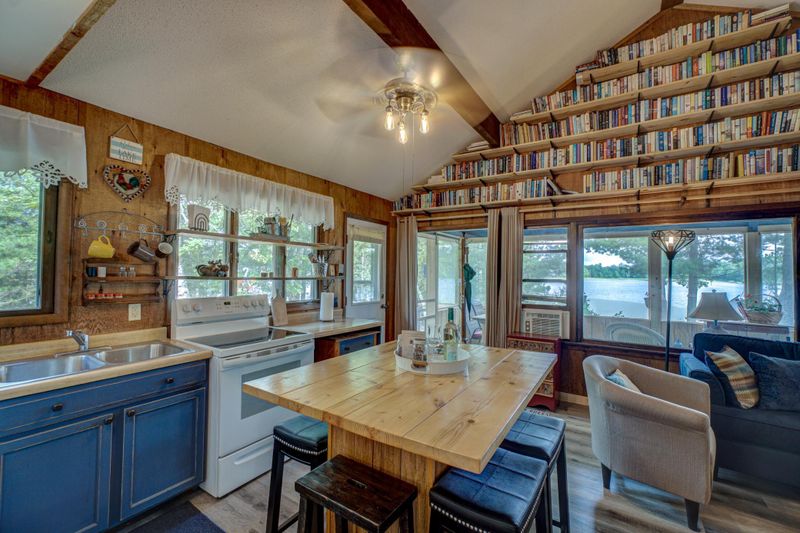 2275 98th St, Luck, WI 54853