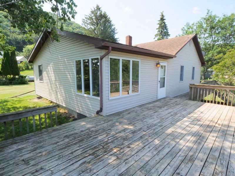 210 Schell Hill, Minneiska, MN 55910