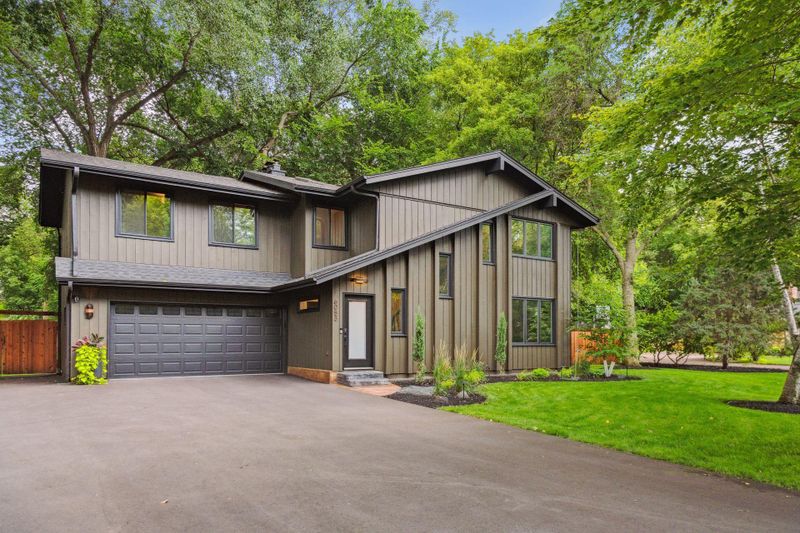 6053 Whited Ave, Minnetonka, MN 55345