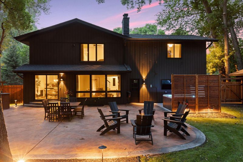 6053 Whited Ave, Minnetonka, MN 55345