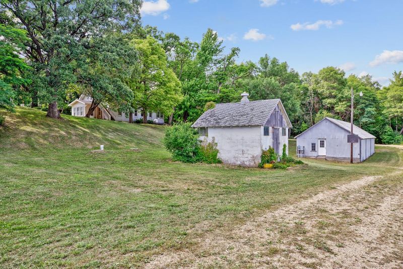 4945 233rd St E, Faribault, MN 55021