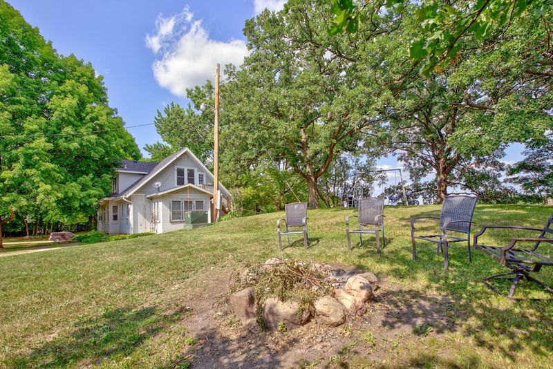 4945 233rd St E, Faribault, MN 55021