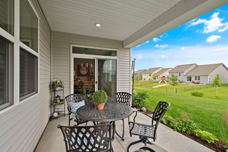 4828 Ethan Trl N, Hugo, MN 55038