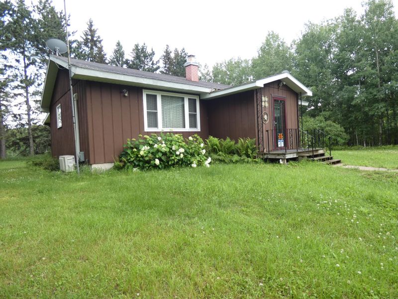 7528 Hill Rd, Virginia, MN 55792
