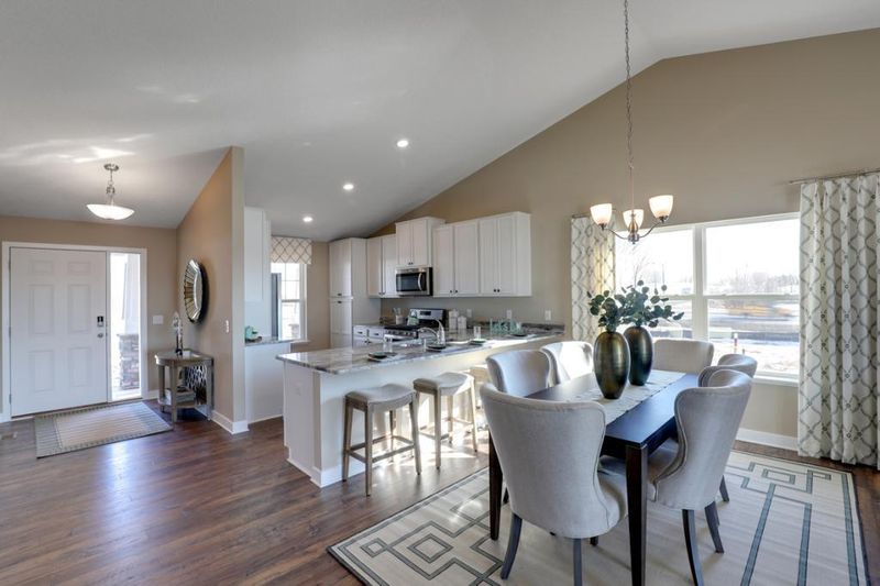 13800 Carrakay Way, Rosemount, MN 55068
