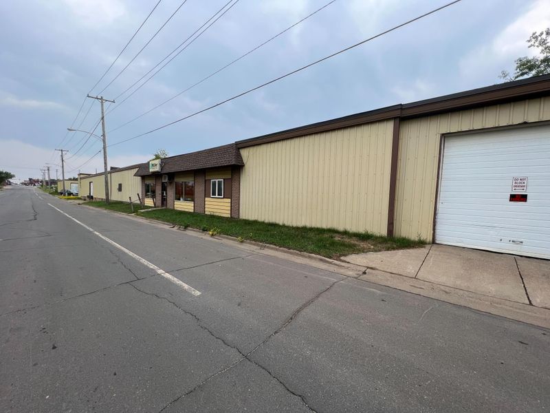 1723 1st Ave, Hibbing, MN 55746