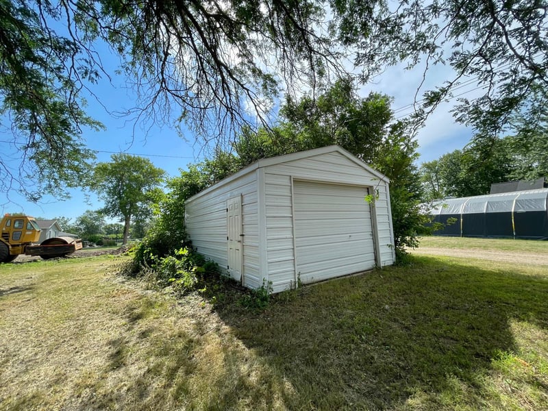200 E Winona St, Sanborn, MN 56083