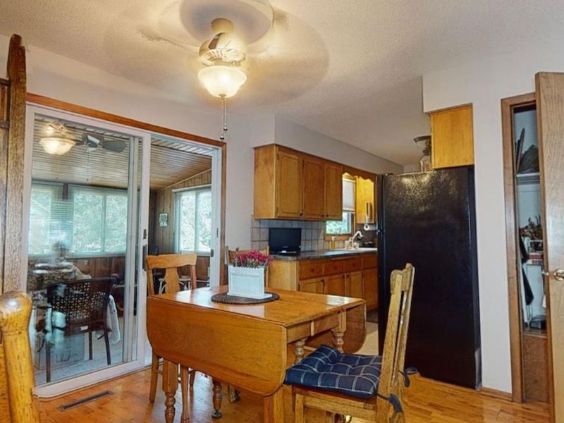 114 Marquette Ave, North Mankato, MN 56003