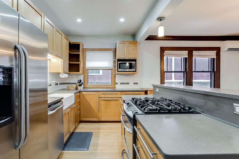 4101 Grand Ave S #102, Minneapolis, MN 55409