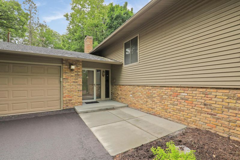 2641 Natchez Ave S, Saint Louis Park, MN 55416