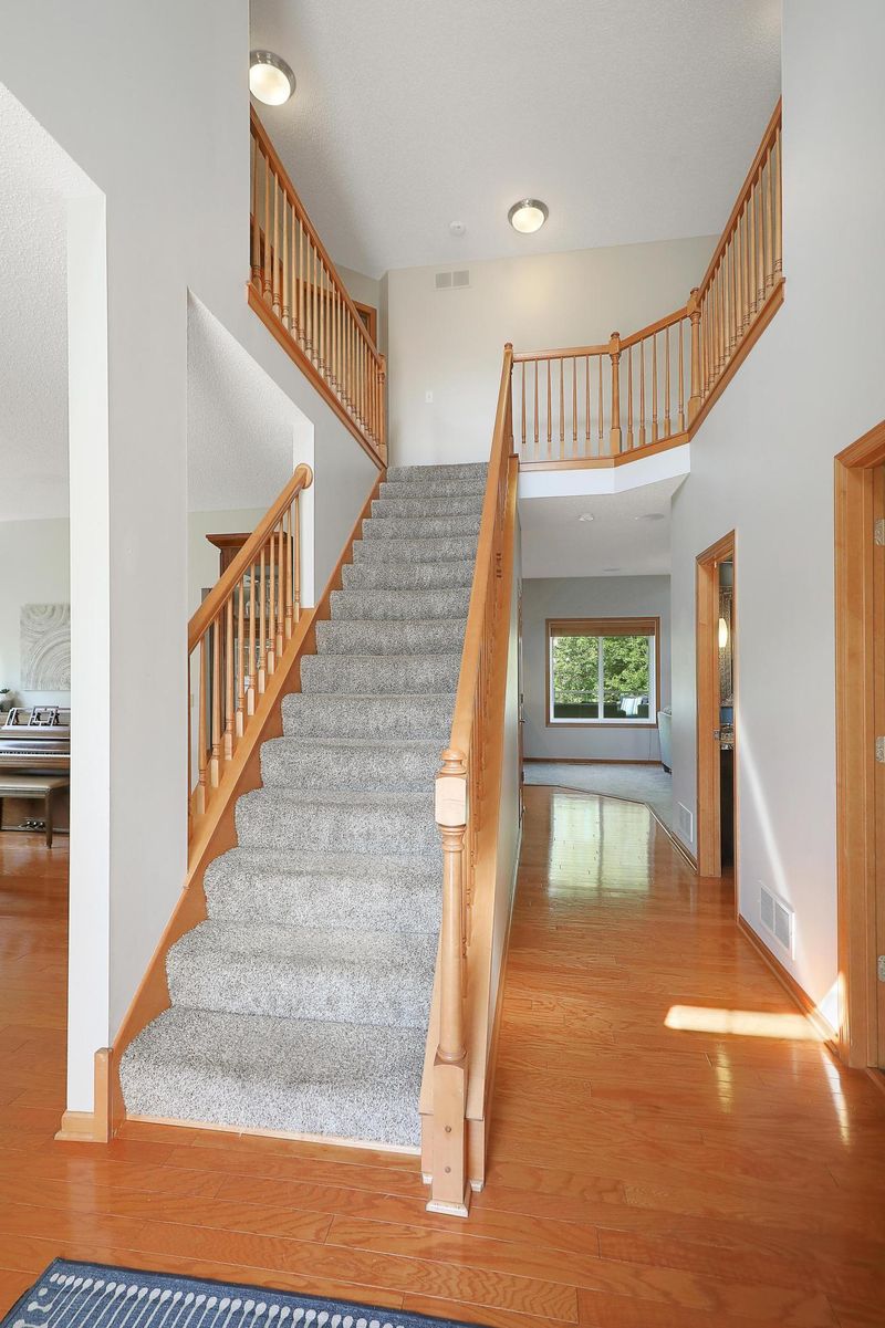 342 Fullerton Ave, Carver, MN 55315