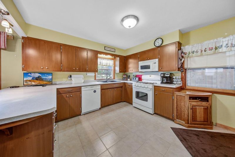1140 S State St, Fairmont, MN 56031
