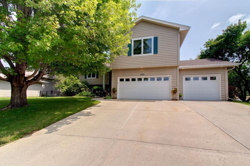 2000 Johnson Ct, Northfield, MN 55057