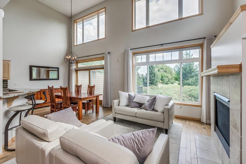 14236 Wilds Dr NW, Prior Lake, MN 55372