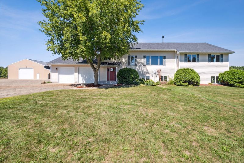 127 45th Ave, Clayton, WI 54004
