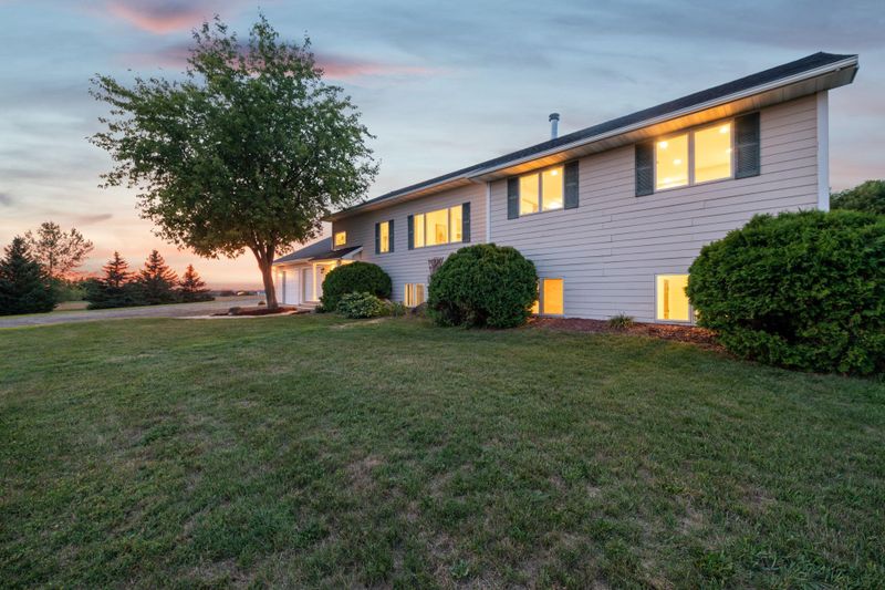 127 45th Ave, Clayton, WI 54004