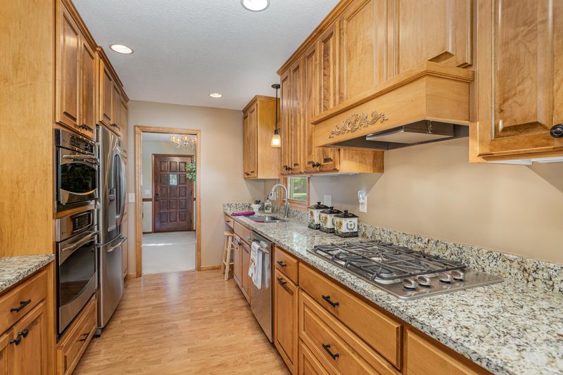 9006 15th Ave S, Bloomington, MN 55425