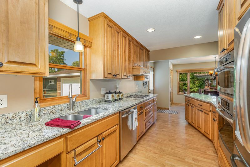 9006 15th Ave S, Bloomington, MN 55425