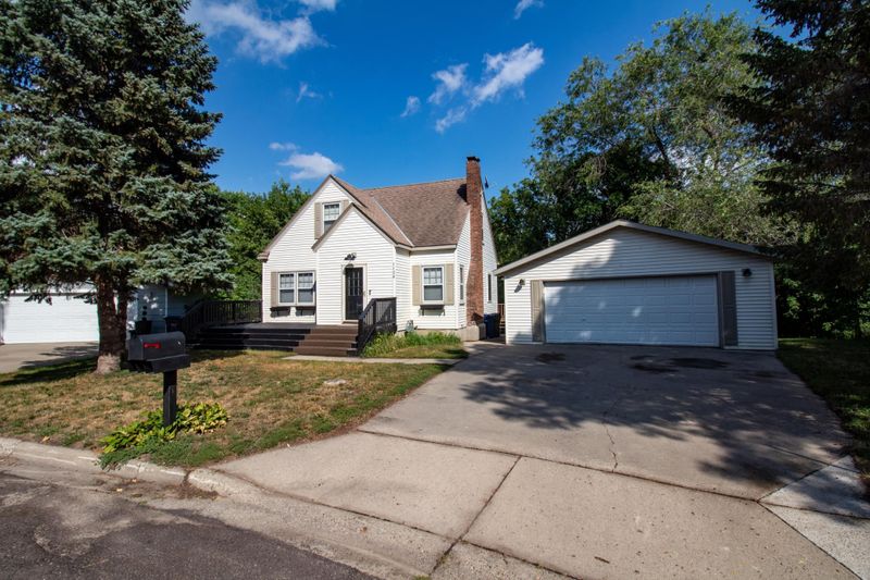 1136 Calvin Cir, Fergus Falls, MN 56537