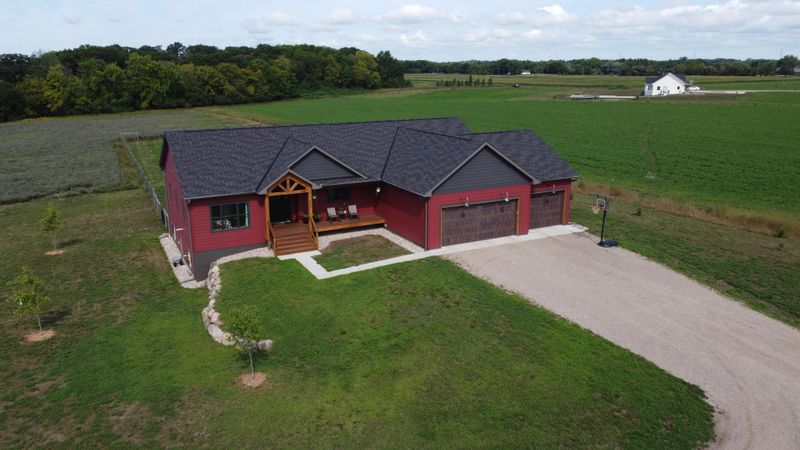 3637 Darrow Ave SE, Delano, MN 55328