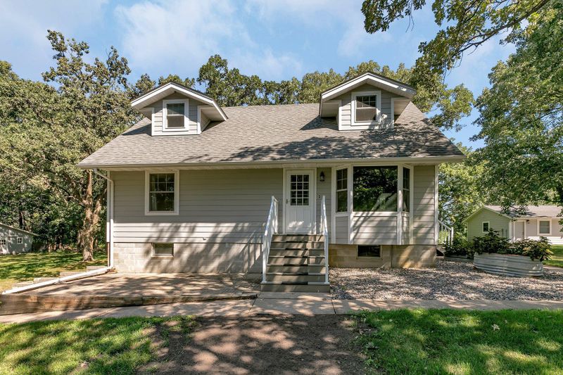 7604 70th Ave SE, Clear Lake, MN 55319