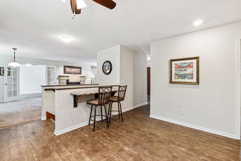 13540 Wentworth Trl, Minnetonka, MN 55305