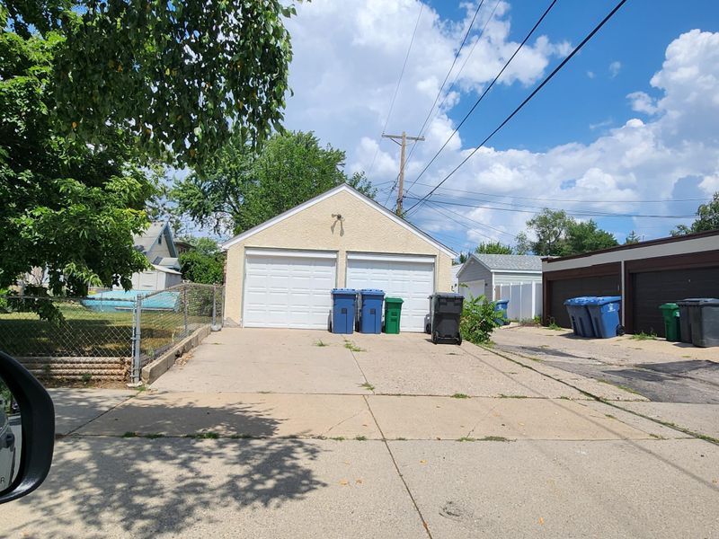 3955 41st Ave S, Minneapolis, MN 55406