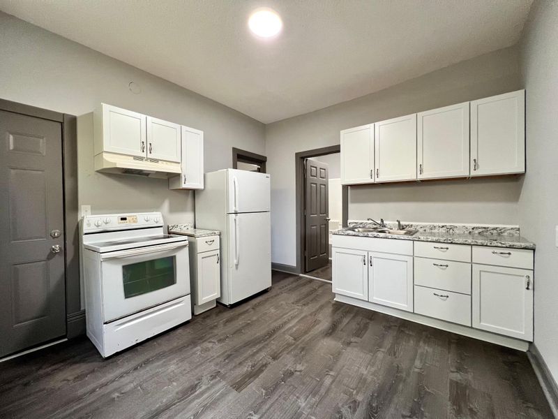 3310 Chicago Ave, Minneapolis, MN 55407