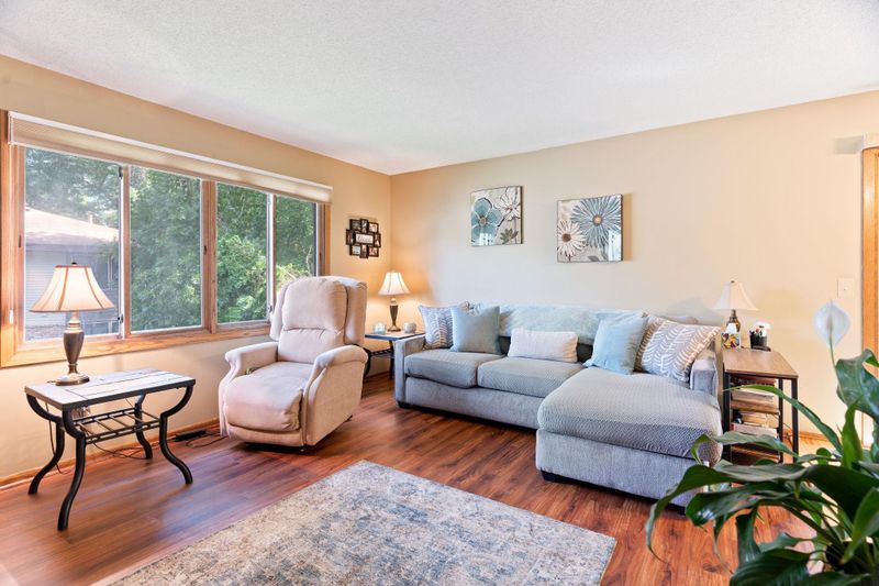 3665 Brookdale Dr N, Brooklyn Park, MN 55443
