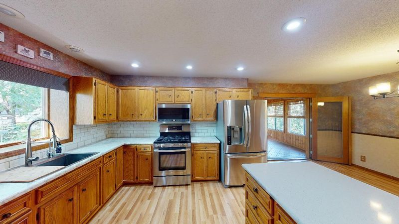 130 Euclid Ct, Big Lake, MN 55309