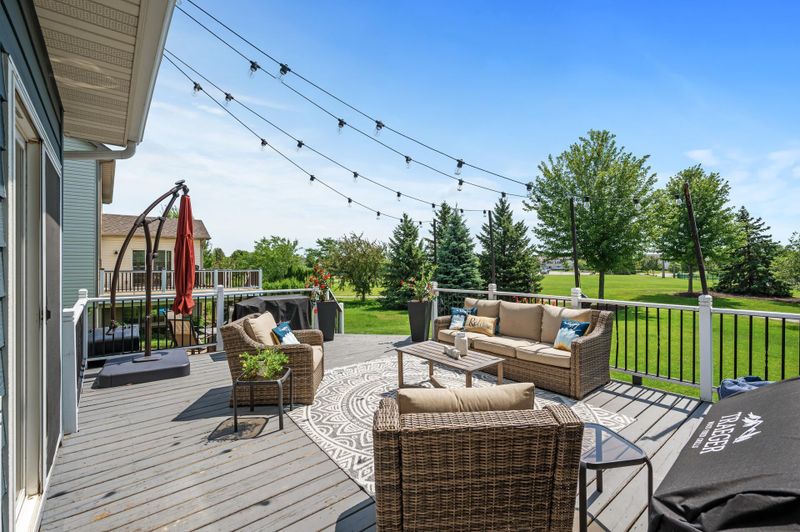 11171 68th St NE, Albertville, MN 55301