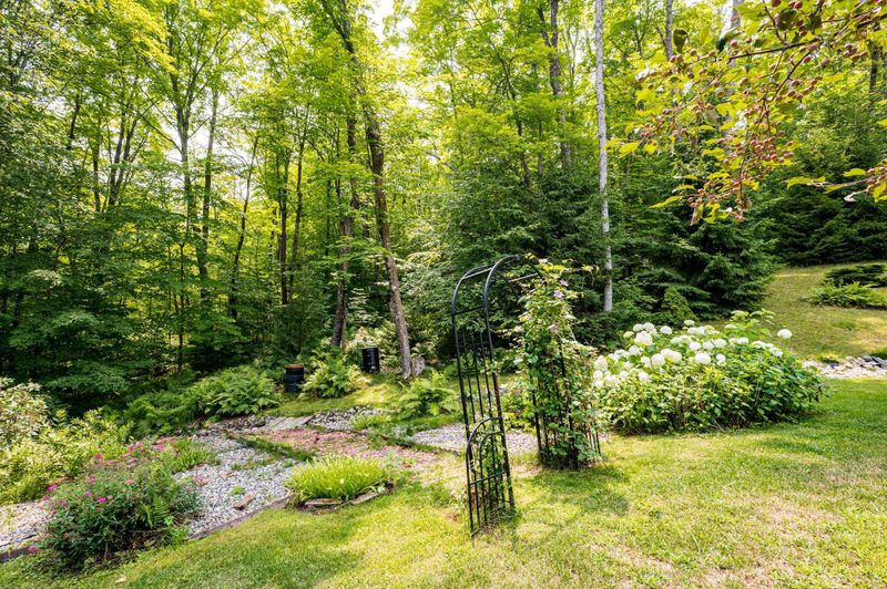24403 Hillcrest Dr, Cohasset, MN 55721