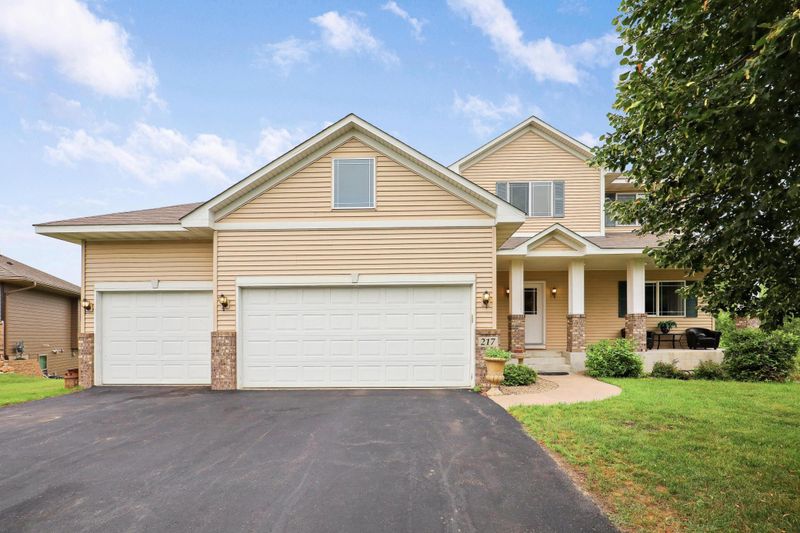 217 Winkler Trl, Cologne, MN 55322