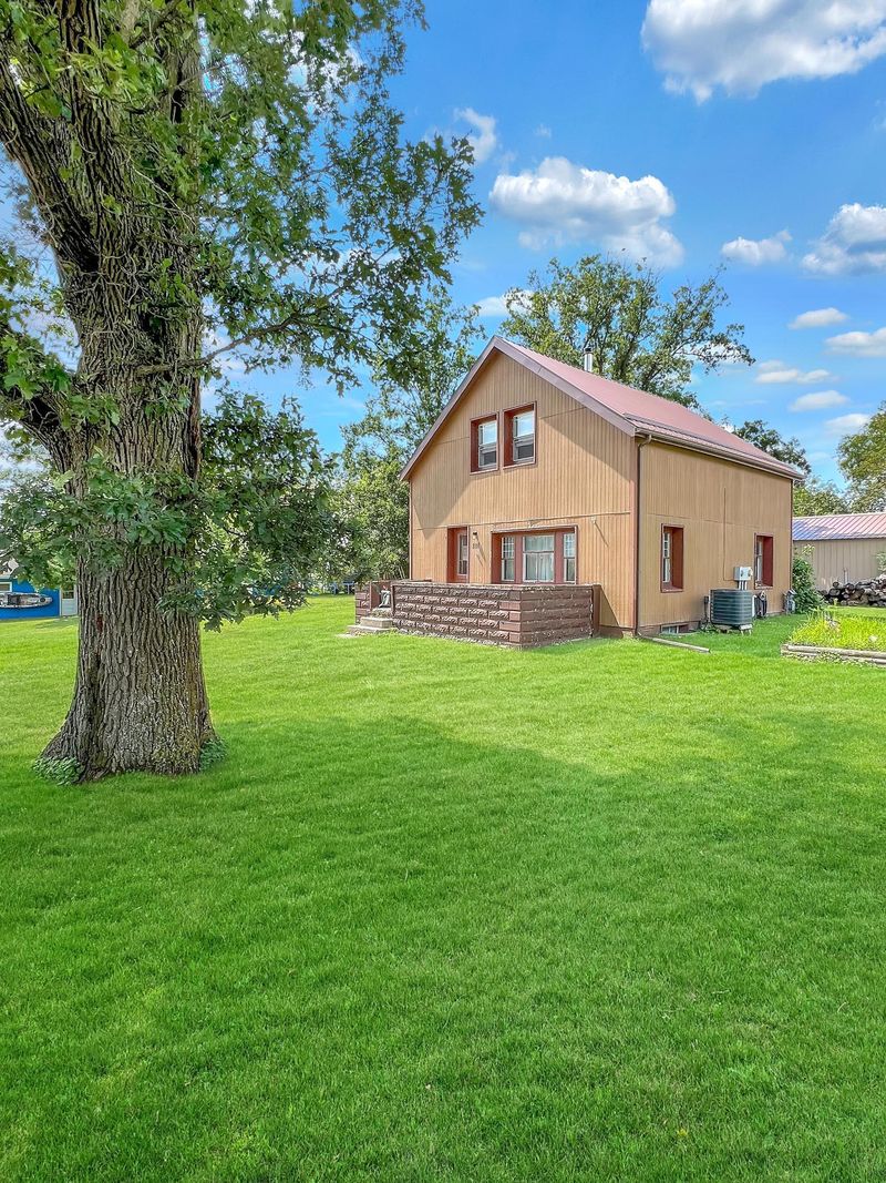 227 Main Ave, Clearbrook, MN 56634