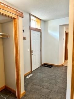 713 E Howard St, Winona, MN 55987