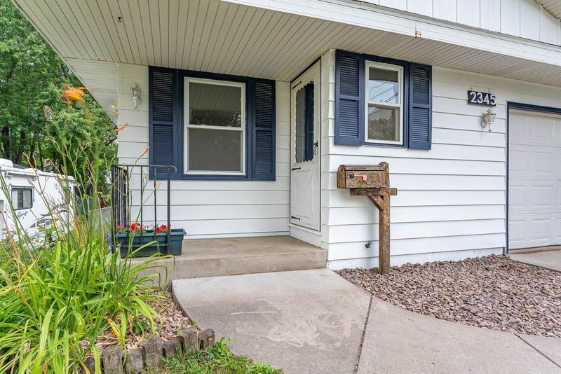 2345 Skillman Ave E, North Saint Paul, MN 55109