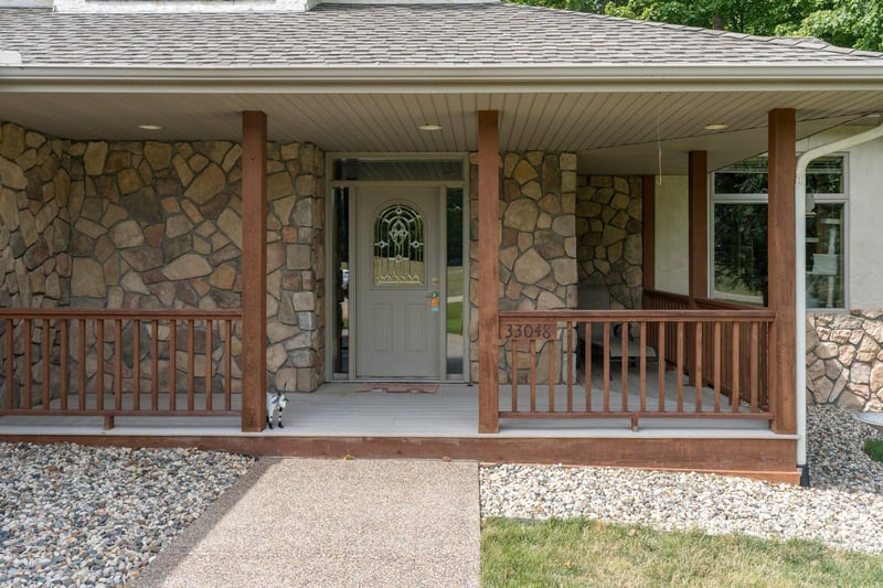33048 Eagle Point Ln, Henderson, MN 56044