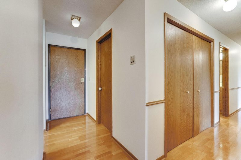 1000 41st Ave NE #308, Columbia Heights, MN 55421
