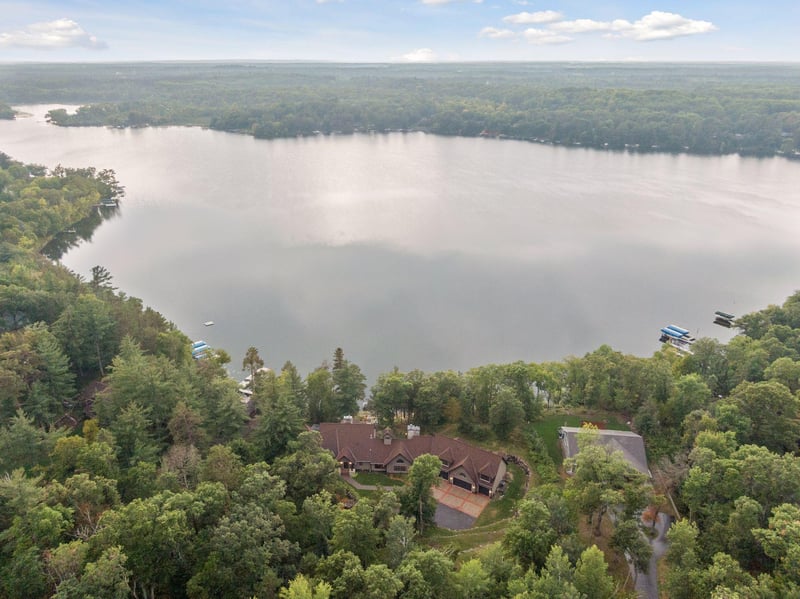 7465 Upper Roy Lake Rd, Nisswa, MN 56468
