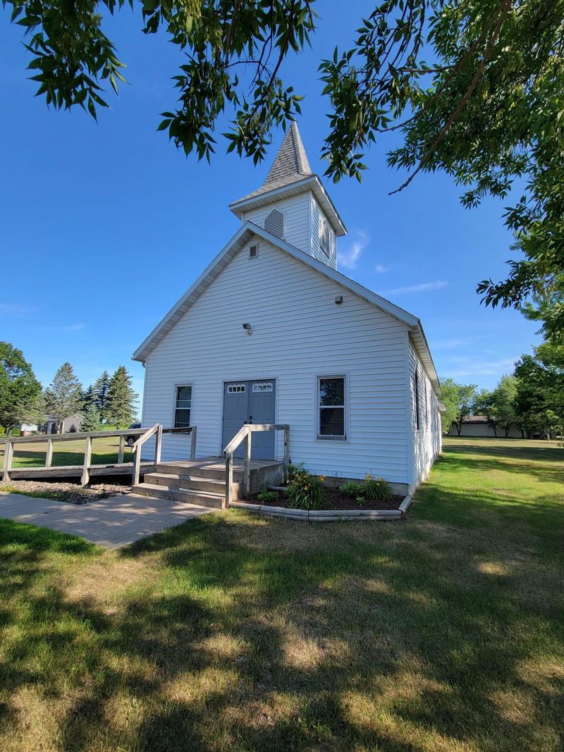 217 3rd Ave NW, Pierz, MN 56364