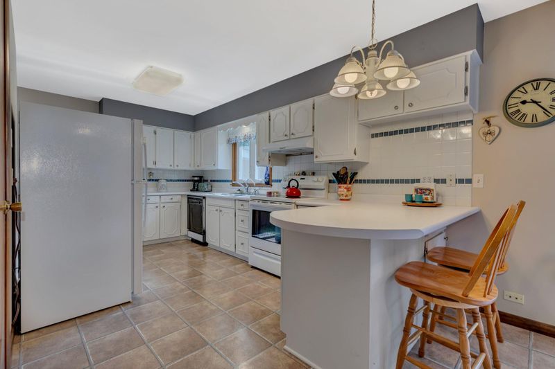 216 Fir St S, Lester Prairie, MN 55354