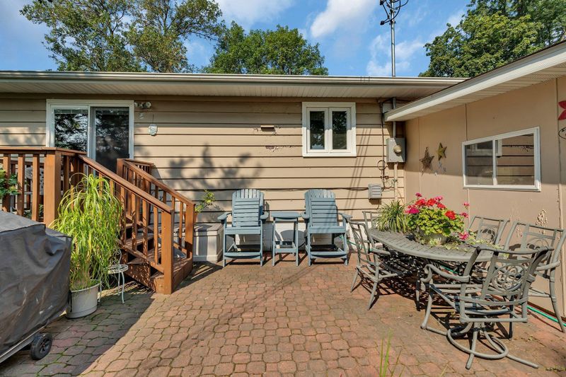 216 Fir St S, Lester Prairie, MN 55354