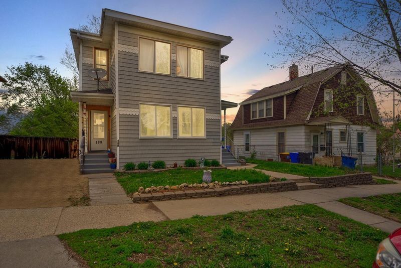 187 Robie St W, Saint Paul, MN 55107