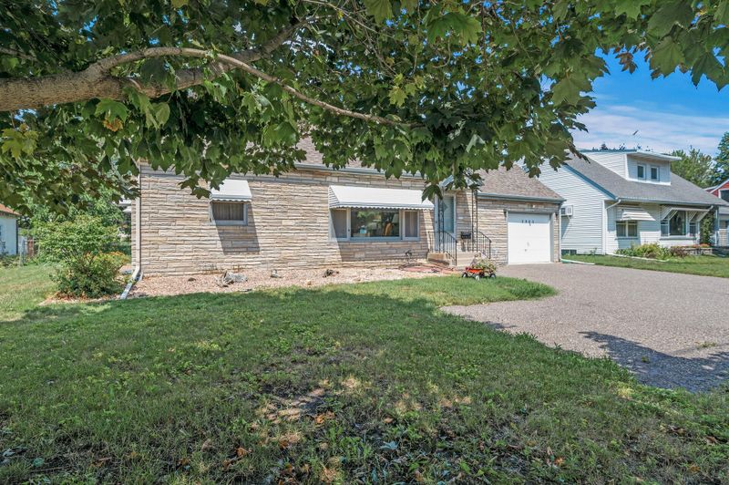 2905 29th Ave NE, Saint Anthony, MN 55418