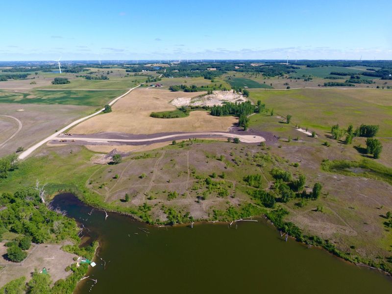 26214 154th Ave S, Barnesville, MN 56514