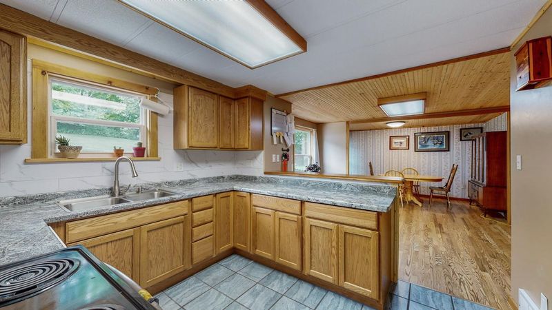 601 James St NE, Chatfield, MN 55923