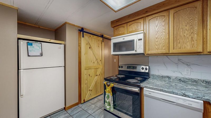 601 James St NE, Chatfield, MN 55923