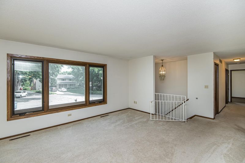 420 25th St NW, Rochester, MN 55901