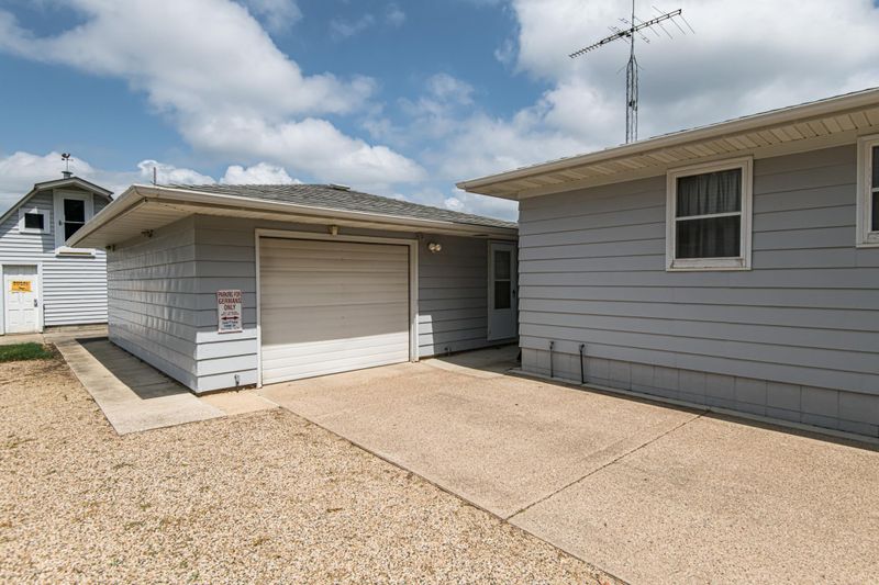 644 Rice Lake St, Owatonna, MN 55060