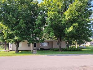 107 W 3rd St, Walters, MN 56097